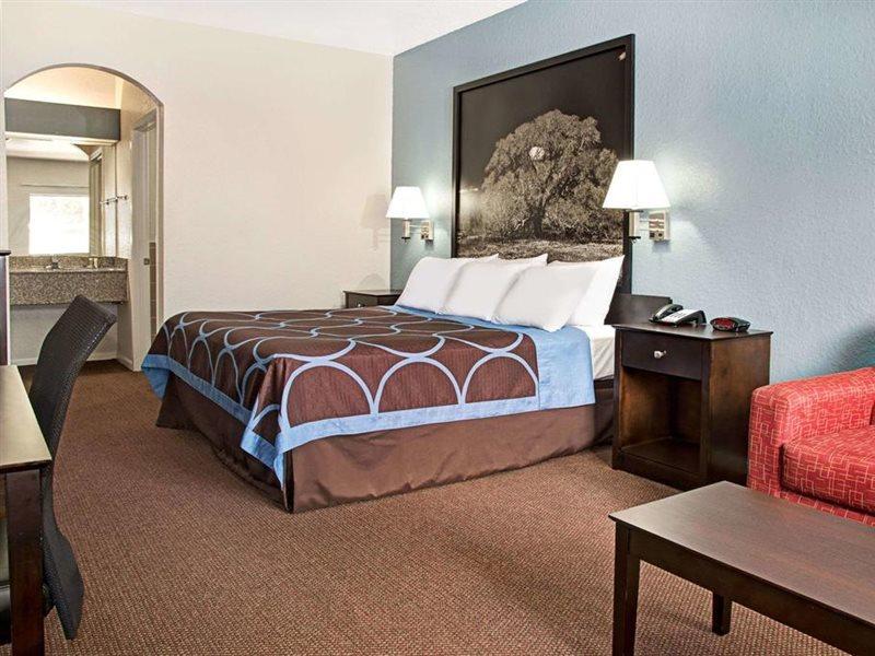 Super 8 By Wyndham Houston/Brookhollow Nw Extérieur photo