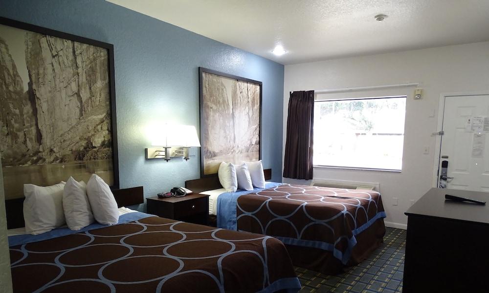 Super 8 By Wyndham Houston/Brookhollow Nw Extérieur photo